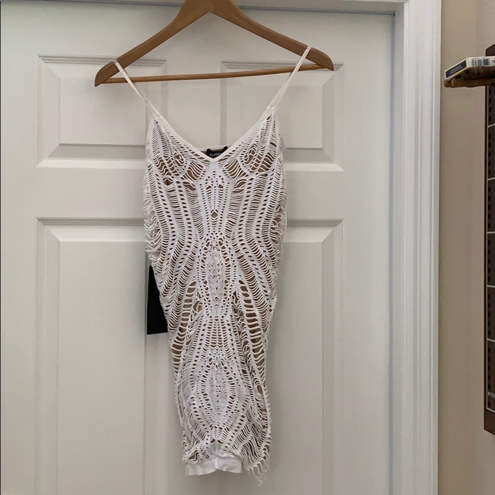 White mini dress with nude lining